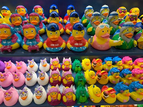 Duck store - Store on the theme of bath ducks. Discover the biggest 100% duck shop! Delivery everywhere in France and Europe. The biggest duckies shop. Skip and go to content + 2800 Duck references! Bath ducks Bath ducks All baths Features ...